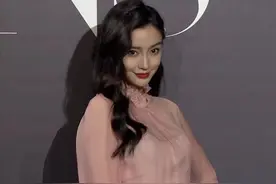 芭莎红毯亮点多：杨紫摆脱土气魔咒，奚梦瑶发福，杨颖美如洋娃娃图片
