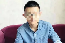 他是农村高中学霸，在大学却挂科留级，21岁从教学楼一跃而下图片