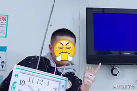山东一男子自称抑郁请病假，遭公司开除：精神病还能频繁上网？图片