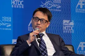 刘强东只要7500万，为何接受了3亿？张磊：不接受我就投竞争对手图片