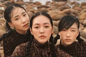 小S带仨女儿拍杂志，一身LV穿出秋衣感，四个鼻子如同复制粘贴图片