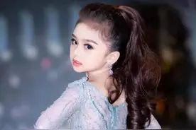 泰国六岁女孩获“选美冠军”，看到她妈妈那一刻，网友全体沉默图片