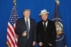 诈骗434亿出逃美国，资助特朗普，他把美国政府也骗了图片