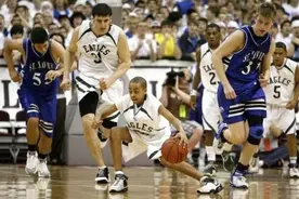 长高速度不可思议！麦科勒姆高中仅1米57，罗德曼长高逆袭人生图片