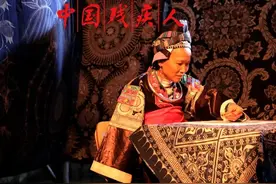苗族“维纳斯”，左手作品登上伦敦时装周图片