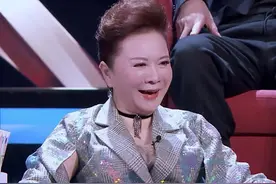 4对同龄貌美女星颜值对比，整容老去和自然老去，差距一目了然图片