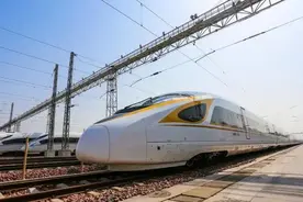 高颜值"复兴号"落户郑州啦！本月18日坐这三趟车就能体验图片