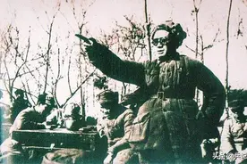 解放汤阴，我军张榜激励：活捉孙殿英，记大功一次图片