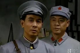 左权当军政委，居然被下属打了一耳光，师长被撤职图片