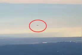 它又来了，美国上空再现“雪茄状”不明飞行物，无法识别是什么图片