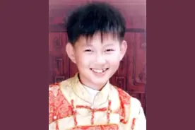 KPL选手照片：阿泰从小帅到大，梦泪从小黑到大，6.6经历了什么？图片