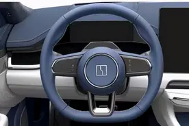 用户自己选择 极氪001方向盘定了！图片