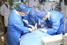 生死时速！12岁少年跑步时心脏骤停，他的父亲也因这个毛病去世图片