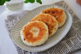 冬天要多吃白萝卜，教你好吃的萝卜饼的做法，吃一口就爱上了图片