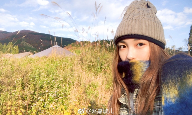 张雪迎同学程潇好友,鞠婧祎拜倒其手下,20岁赵嘉敏路在何方?