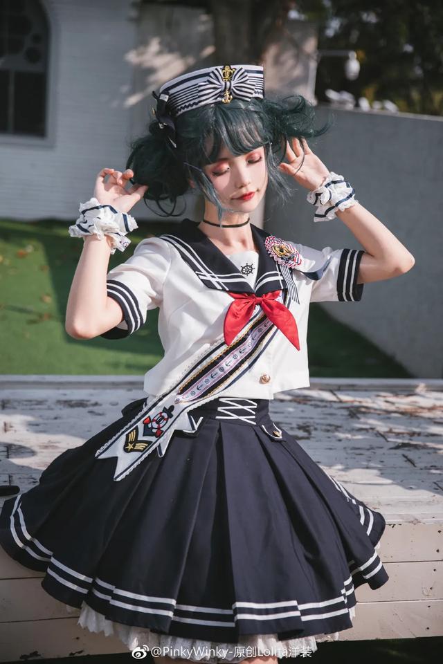 少女夏日必备风格？海军风Lolita驾到！听说沙滩和海军风更配哦