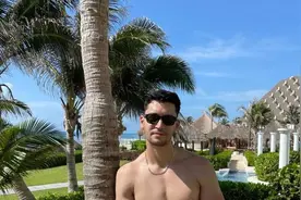 我拍的男票VS男票拍的我，直男的拍照技术，到底有多离谱？图片