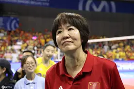 为什么不果断地用李盈莹换下朱婷？郎平只是说了一半图片