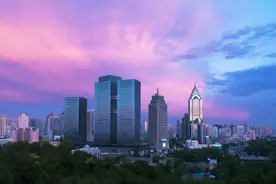 乌鲁木齐房价三连跌，乌鲁木齐楼市降温，连学区房都不热了图片