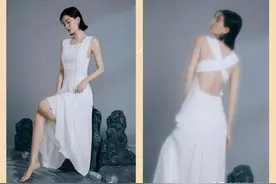 女生必备一条小白裙，2020正流行图片
