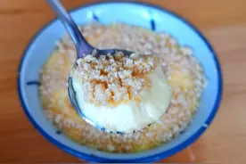 孩子们最爱的小甜点，有牛奶和鸡蛋就能做，香甜嫩滑，方法超简单图片