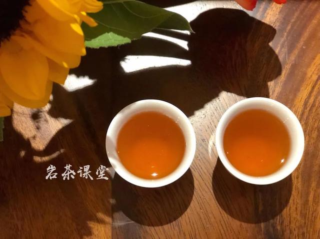 武夷岩茶都说香清甘活，那一款肉桂的苦味明显，到底是为什么？