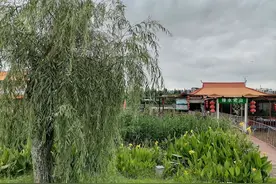 峡江渔歌水上乐园风光，宜昌小溪塔图片