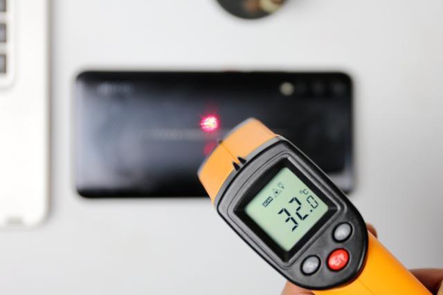 vivo手机的返回键在哪里设置（一周强度使用后我对机皇有了新的认知）