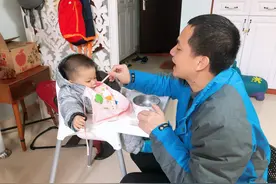 家有“神兽”，超长寒假有人享受快乐，有人濒临崩溃，宝爸宝妈经历了什么？图片