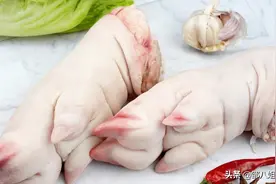 买猪蹄，学会区分前蹄和后蹄，记住4个挑选技巧，买到好吃的猪蹄图片