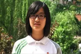 17岁放弃保送北大清华，大二怀孕生子，女学霸鲁林希怎么想的？图片