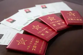 军人免费坐公交地铁，又有好消息图片