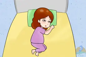 孕期别只知道左侧睡，这两种姿势不仅孕妈舒适，还对胎儿发育有利图片