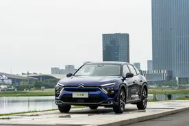 首试东风雪铁龙凡尔赛C5 X：小众车？大气魄图片