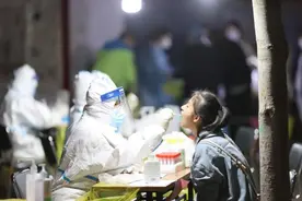 援鄂战士再“出战”！青岛市市立医院11名援鄂队员全力以赴迎核检图片