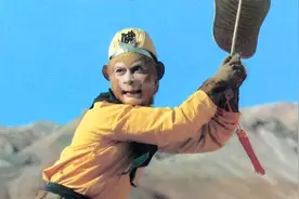 《西游记》莲花洞降妖，孙悟空最憋屈的一次，下跪又流泪图片