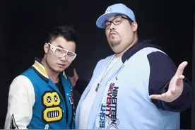 42岁韩男星手术途中去世，生前体重超600斤，靠脑袋开洞呼吸图片