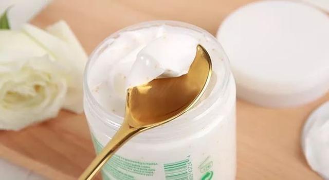 伊丽莎白雅顿身体乳官方鉴定