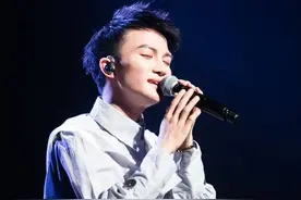 讲述自己的二次元神曲：宝藏男孩周深，还有多少令人惊艳的瞬间？图片