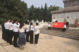 潍坊市司法局举行新党员入党宣誓活动图片