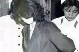 镜头下80年代老照片，图3当时的女流氓，最后一图首富李晓华图片