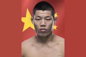 太极雷雷点评李景亮被勒晕：三种方法可以破裸绞，李小龙曾经用过图片