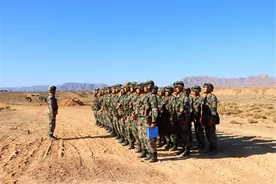 实弹射击考核，哪种姿势更帅、更准？图片