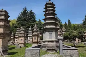 立雪亭内有达摩 藏经阁内无秘籍.图片