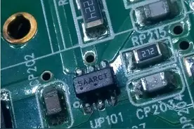 长虹电源板5AARCT芯片可以用7536代换图片