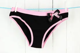 丁字裤时髦，却暗藏隐患！女性内裤应符合哪3个标准，才健康？图片