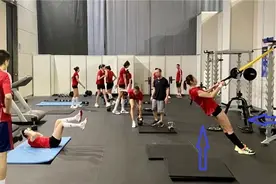 朱婷最新训练照曝光！汗流浃背，肌肉线条分明 网友：女汉子图片