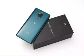 5G+256G从6199跌至3988，华为旗舰大降价，网友：围观还是捡漏？图片