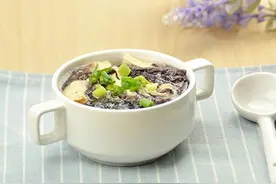 美食分享：紫菜腐竹汤、猪腰黑木耳汤、玉米浓汤的简单做法图片