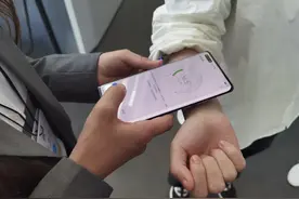 别把华为逼急了图片